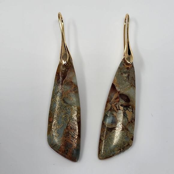 Green Marbled Dangle Earrings - Picture 8 of 10